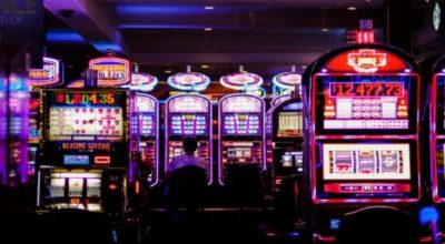3 Keuntungan Bermain Mesin Slot di Casino Online